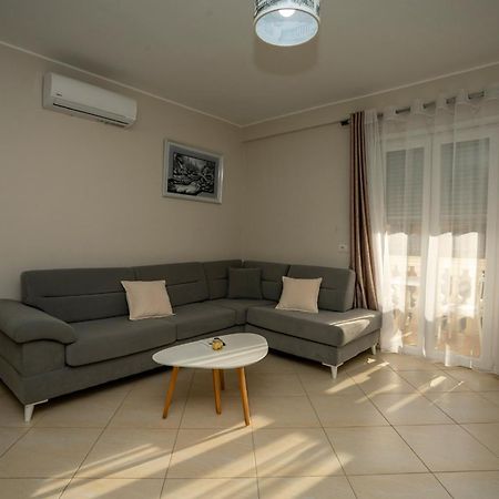 Appartamento Hakuna Matata Shkoder Exterior photo